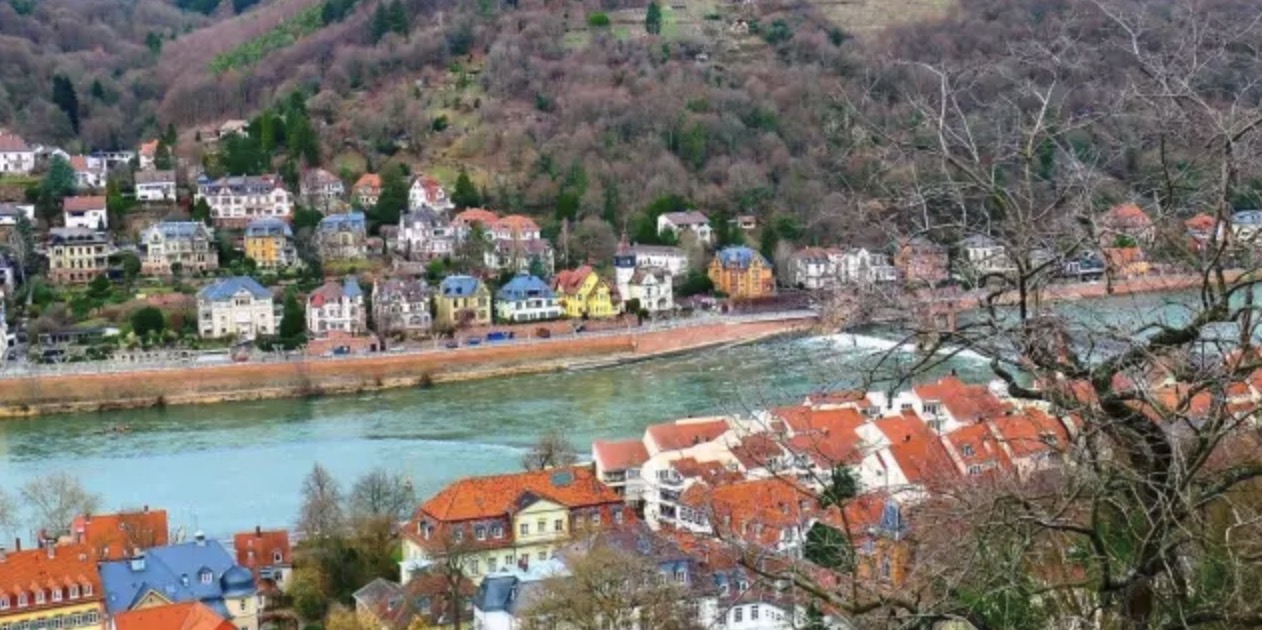 Ebenso wie in Kirchheim (Neckar) ist MoCoS in Freudental, Gemmrigheim, Nordheim, Neckarwestheim, Bönnigheim, Flein und Talheim tätig und repariert Ihr Handy.